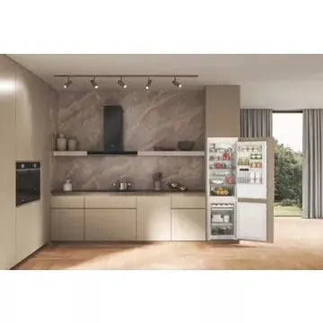 Réfrigérateur combiné encastrable WHIRLPOOL	WHC18D041C1 6ème Sens